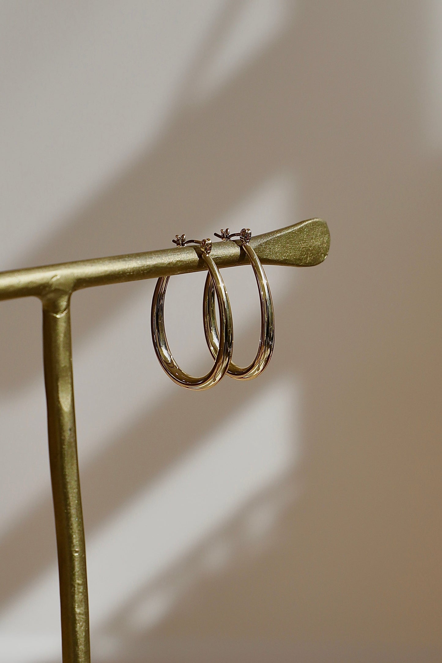 LARGE TEARDROP HOOP EARRINGS