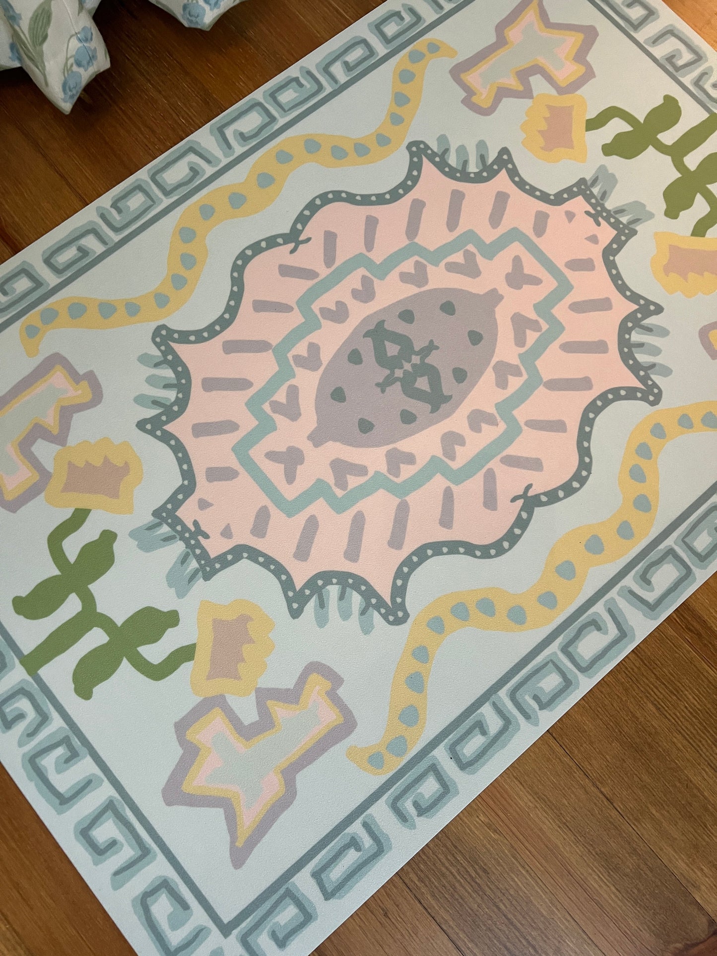 "Sophie" Modern Oushak Vinyl Floor Mat - 24"x36"