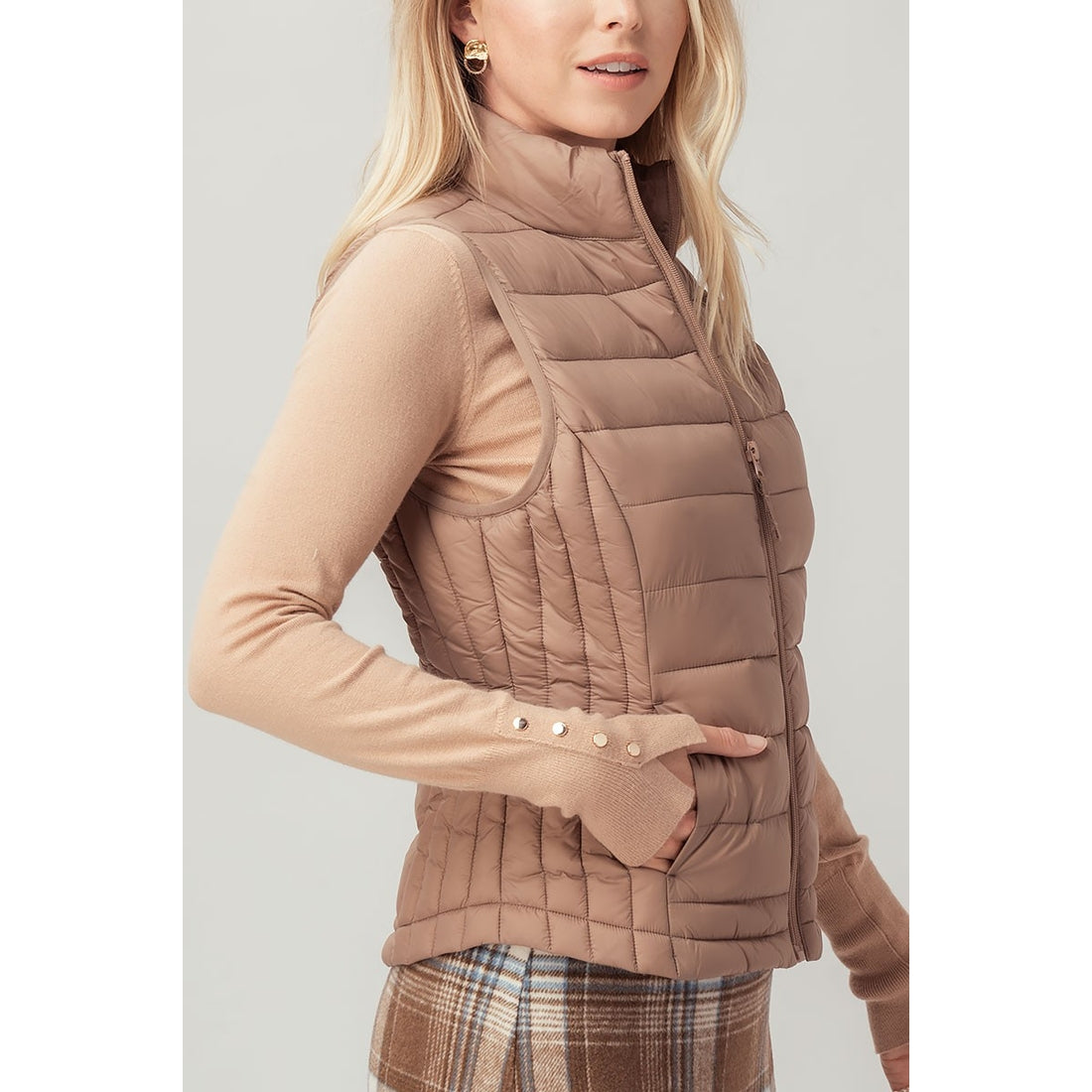 Ultra Light Zip Puffer Vest in Latte