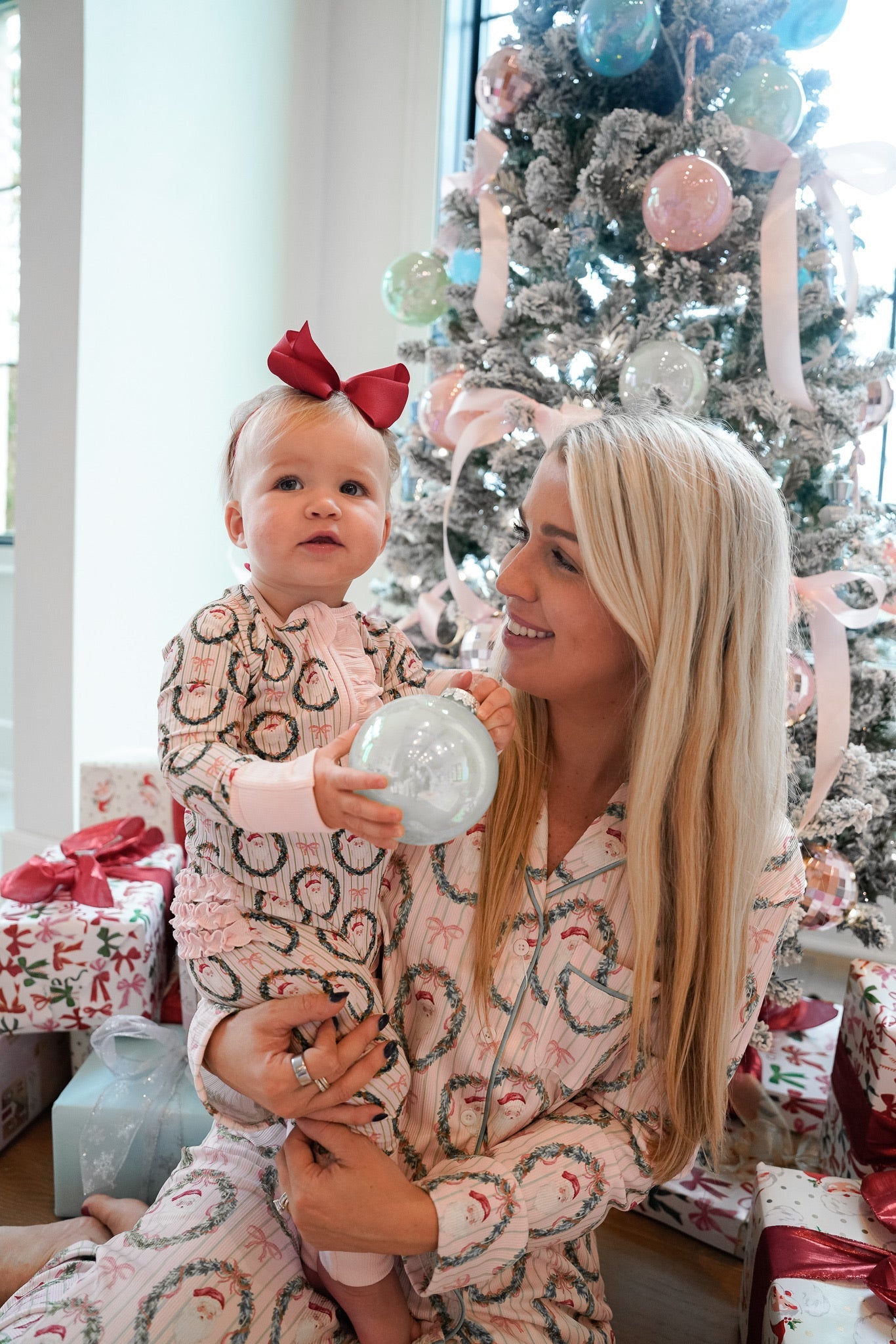 Pink Santa - Ribbed Bamboo Sleeper