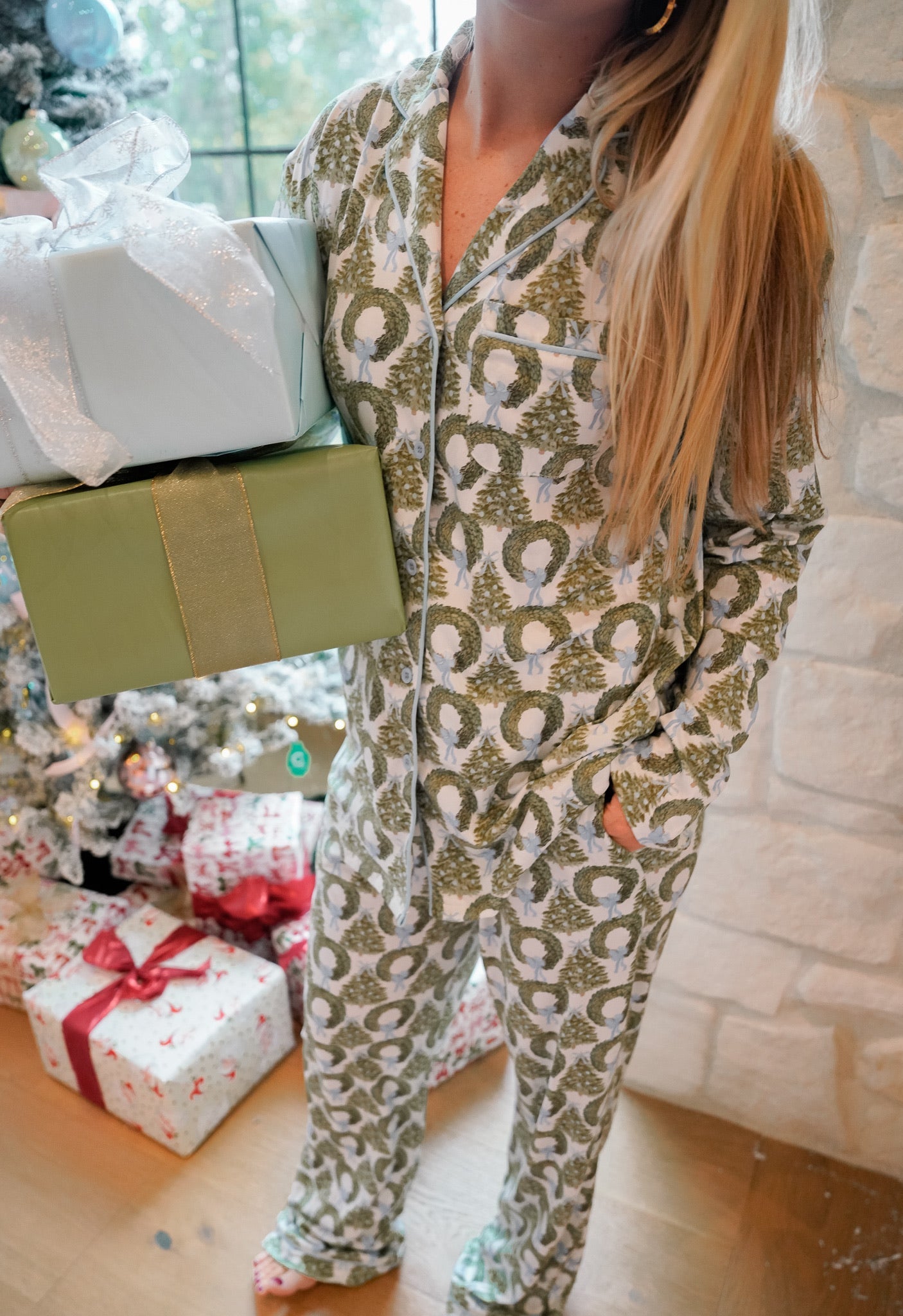 Deck the Halls - Long Pajama Set