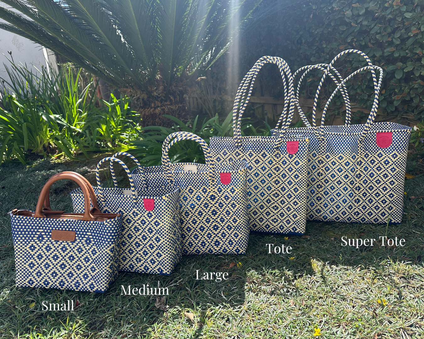 Palmera Woven Super Tote