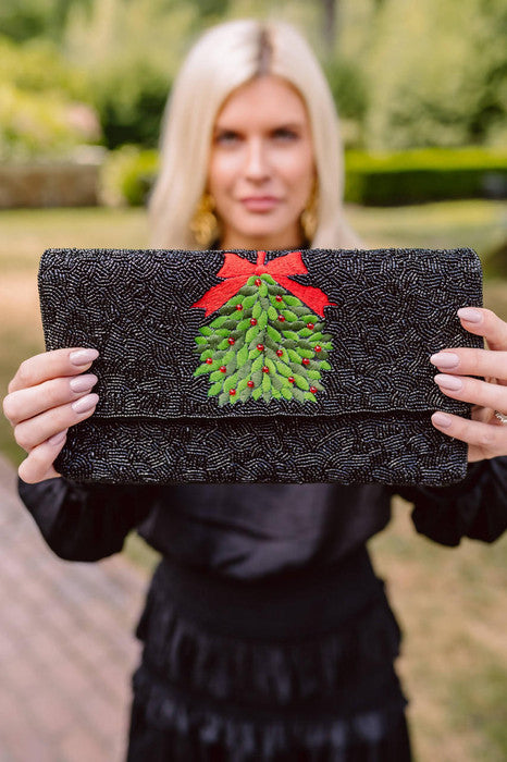 Black Mistletoe - Beaded Clutch