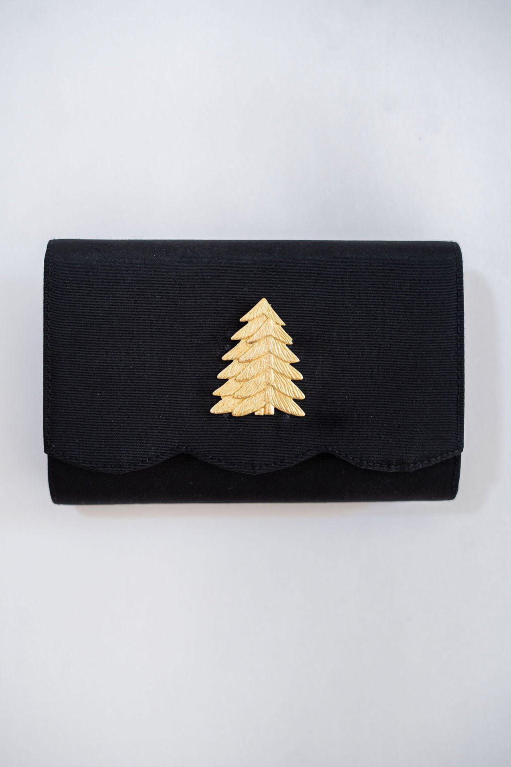 Ruby Scalloped - Faille Black Clutch