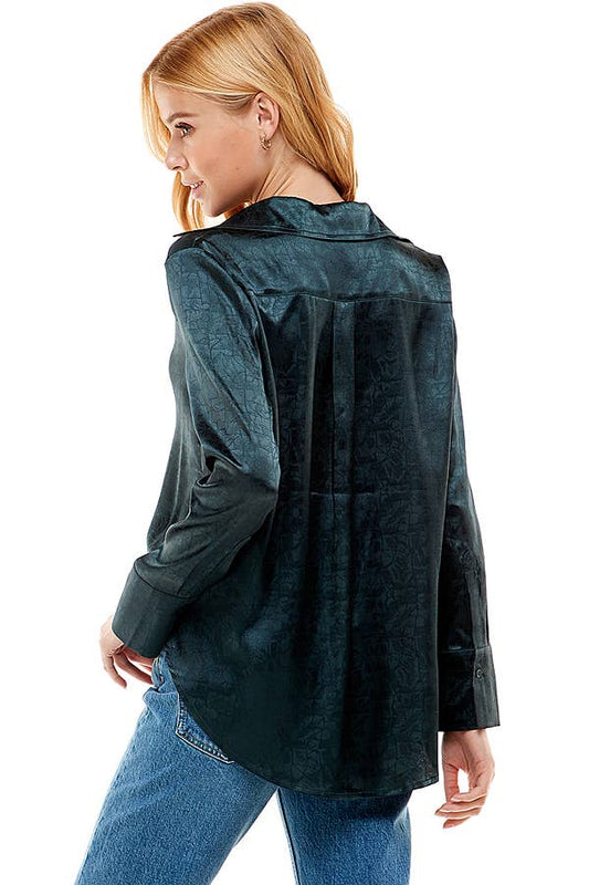 ACOA COLLECTION - JAQUARD SHIRT WITH TIE FRONT DETAIL - Salud HTX